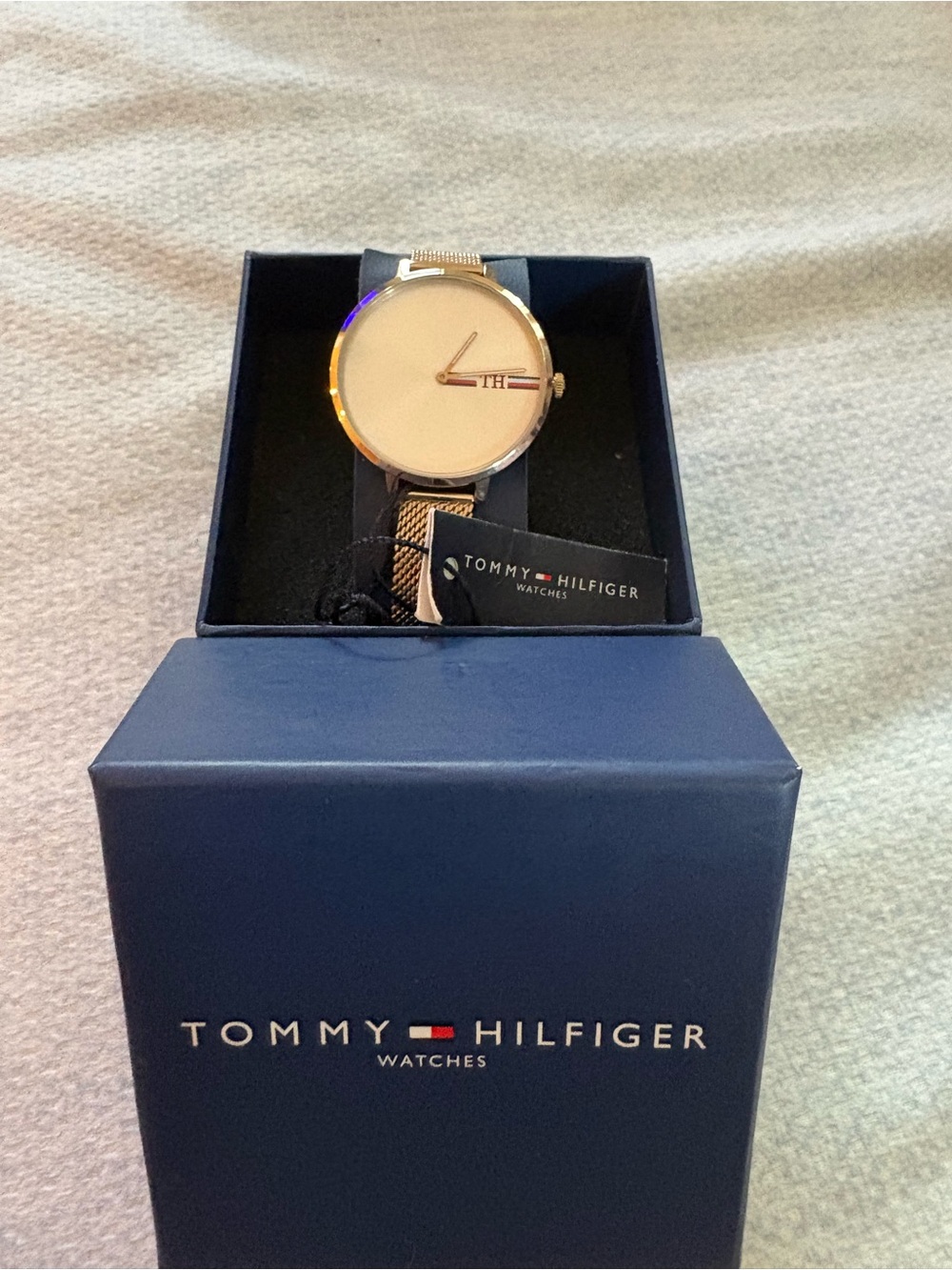Tommy Hilfiger Women's Gold Tone Mesh Bracelet Watch with White Dial